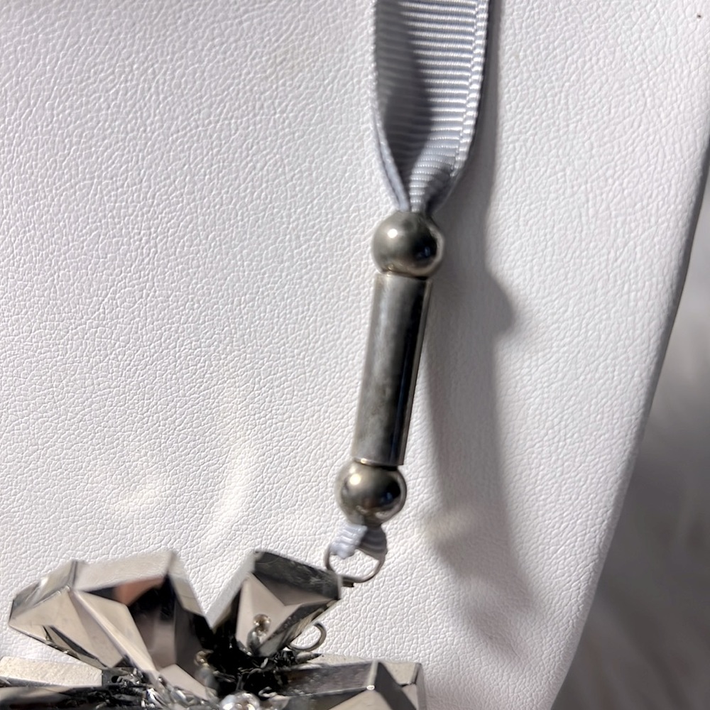 Starburst Statement Necklace - Picture 6 of 12